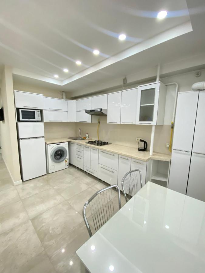 New Lux Apartment In Kišiněv Exteriér fotografie